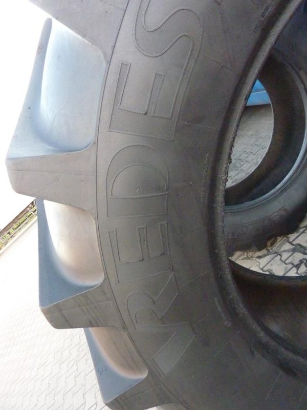 Opona używana rolnicza 620/70R42 VREDESTEIN TRAXION+ 3000zł W3611 - obrazek 9