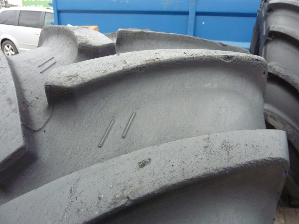 Opona używana rolnicza 600/65R28 CULTOR RD-03: 1500zł W3622 - obrazek 4