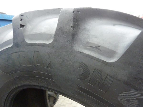 Opona używana rolnicza 650/65R38 VREDESTEIN TRAXION 65; 2900zł W3623 - obrazek 9