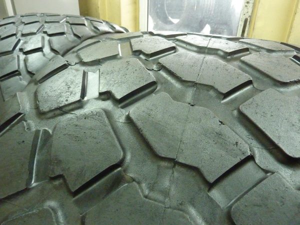 2x Opona używana rolnicza 600/65R26.5 MICHELIN CARGO X BIB 1500zł W3626 - obrazek 6