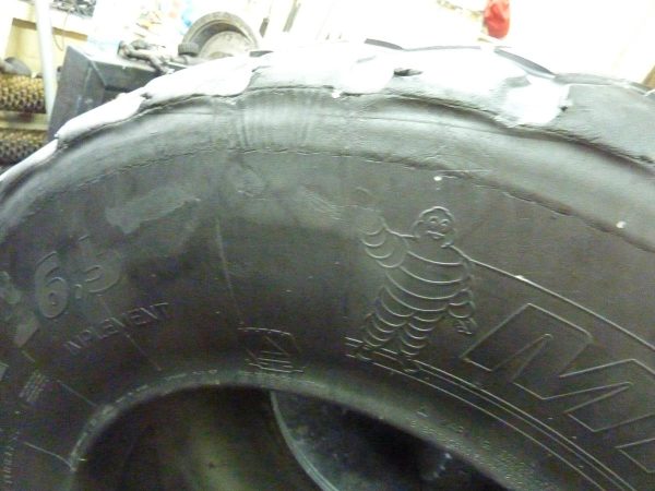 2x Opona używana rolnicza 600/65R26.5 MICHELIN CARGO X BIB 1500zł W3626 - obrazek 8