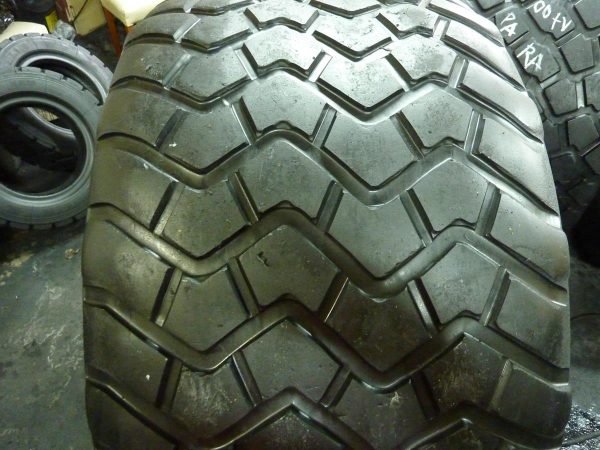 Opona używana rolnicza 600/65R26.5 MICHELIN CARGO X BIB 1600zł W3627 - obrazek 4