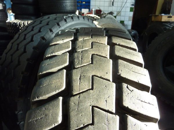 Opona używana ciężarowa 315/80R22.5 GOODYEAR OMNITRAC D 750zł C2186 - obrazek 3