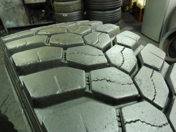 Opona używana ciężarowa 315/80R22.5 HANKOOK R-DM11; 750zł C2196 - obrazek 17