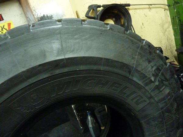 Opona używana przemysłowa 525/80R25 MICHELIN XCG 1500zł W3656 - obrazek 10