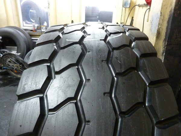 Opona używana przemysłowa 525/80R25 MICHELIN XCG 1500zł W3656 - obrazek 5