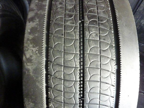 Opona używana ciężarowa 385/55R22.5 BRIDGESTONE ECOPIA 700zł C2203 - obrazek 2