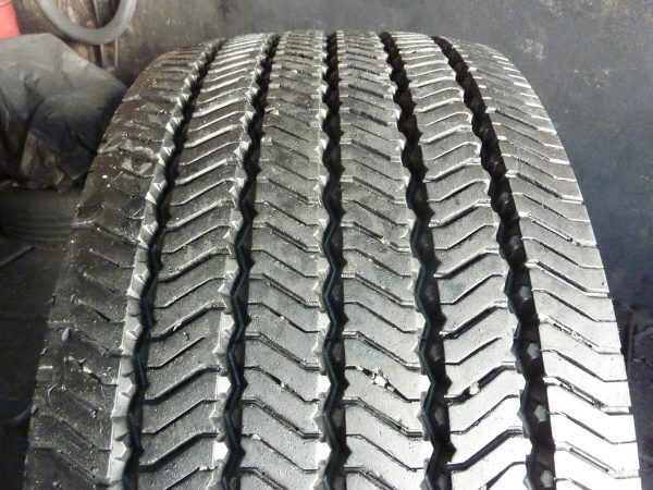 Opona używana ciężarowa 385/55R22.5 CONTINENTAL HSW2; 700zł W2204 - obrazek 3