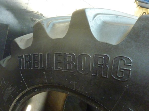 2x Opona używana rolnicza 600/60R30 TRELLEBORG TM1060; 2600zł W3663 - obrazek 12