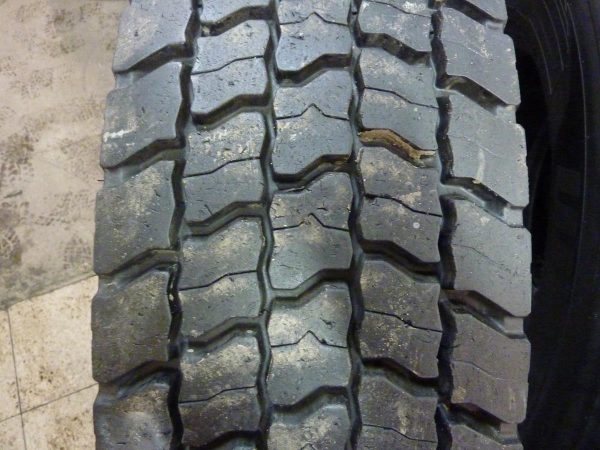Opona używana ciężarowa 315/80R22.5 BF GOODRICH ROUTE CONTROL 680zł C2206 - obrazek 2