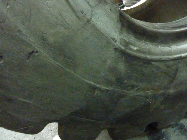 Opona używana przemysłowa 23.5R25 GOODYEAR UNISTEL RT-50; 4000zł W3667 - obrazek 14