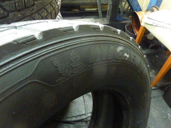 4x Opona używana ciężarowa 295/60R22.5 MICHELIN X LINE D ENERGY 249zł C2209 - obrazek 4