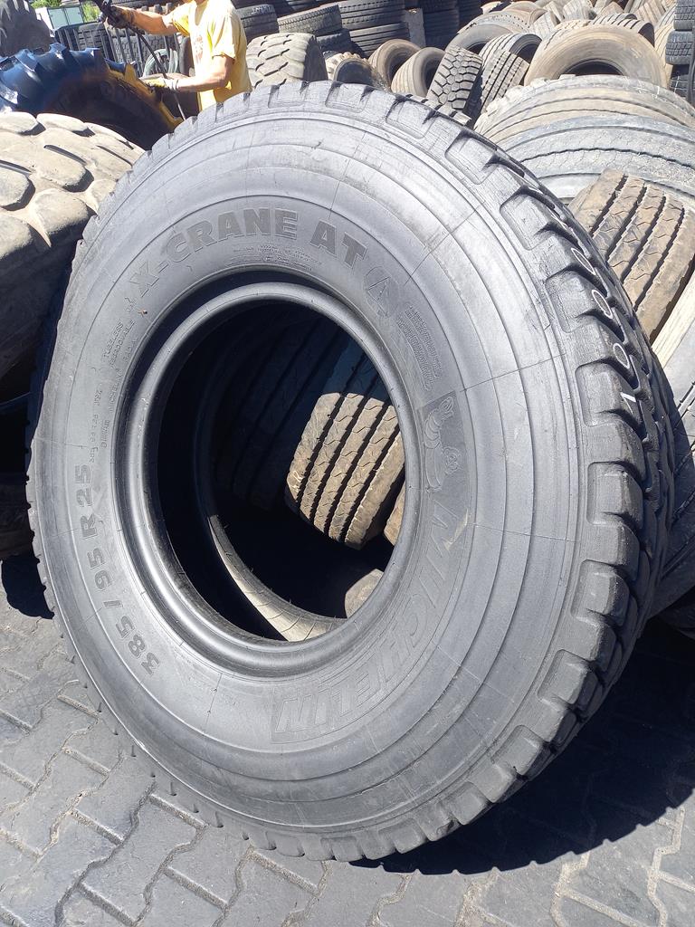 Opona używana przemysłowa 385/95R25 MICHELIN X-CRANE AT 1000zł W5037 - obrazek 12