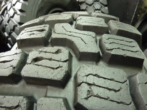 Opona używana przemysłowa 14.5R20 SEMPERIT GIGANT SPEEL 400zł W3673 - obrazek 6