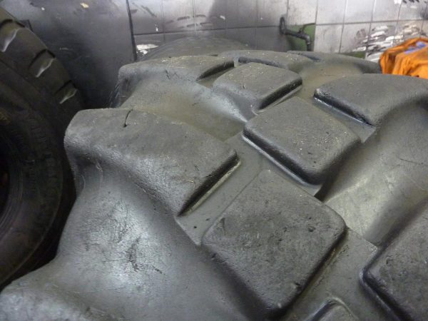 2x Opona używana przemysłowa 445/65R22.5 18R22.5  AEOLUS AGP23; 1300zł W3696 - obrazek 5
