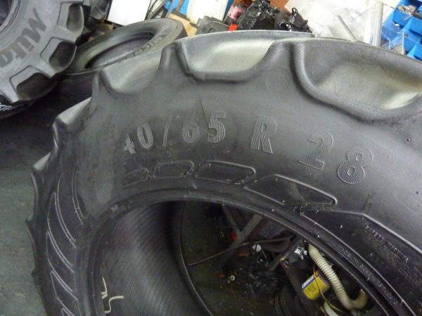 Opona używana rolnicza 440/65R28 MITAS AC65; 1300zł W3698 - obrazek 12