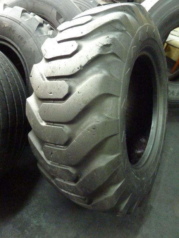 Opona używana przemysłowa 15.5-25 GOODYEAR SGL 4S 1200zł W3701 - obrazek 4