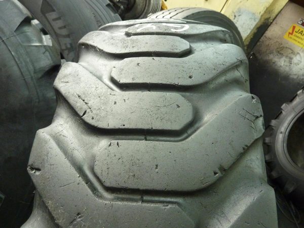 Opona używana przemysłowa 15.5-25 GOODYEAR SGL 4S 1200zł W3701 - obrazek 7