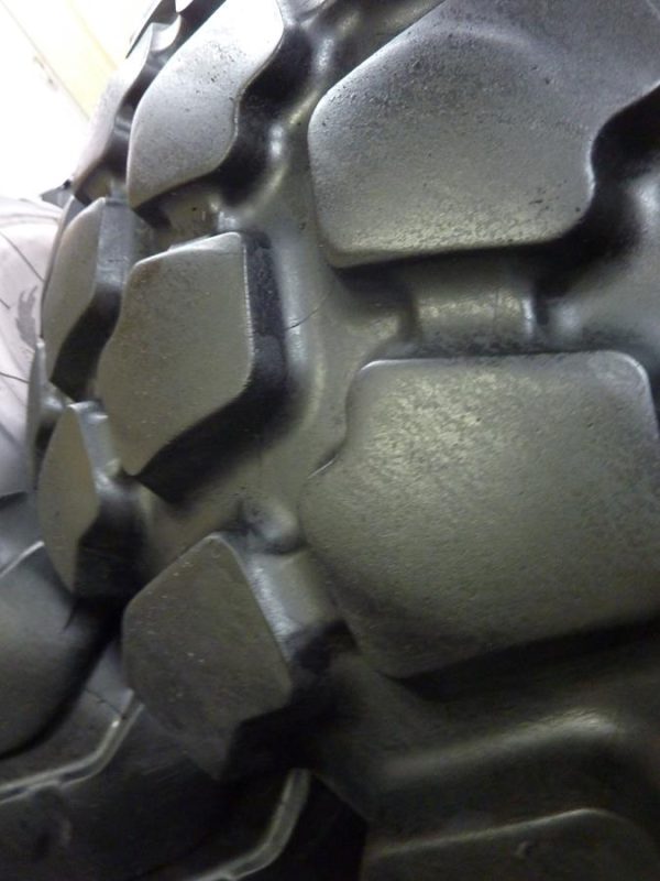 Opona używana przemysłowa 14.00R20 MICHELIN XZL+; 800zł W3703 - obrazek 10