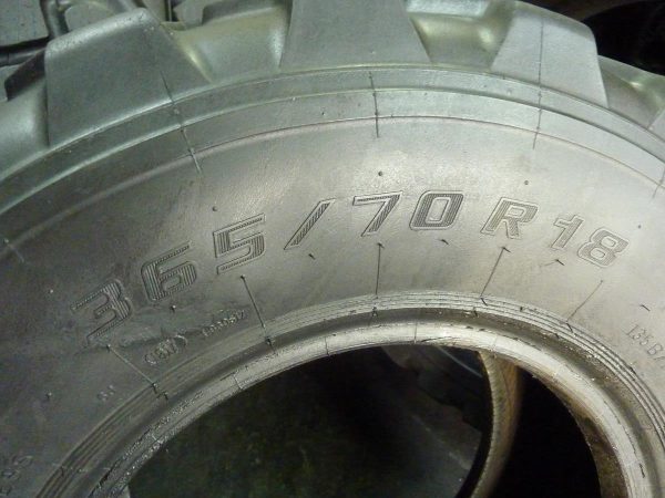 Opona używana przemysłowa 365/70R18 MITAS EM01; 600zł W3706 - obrazek 12