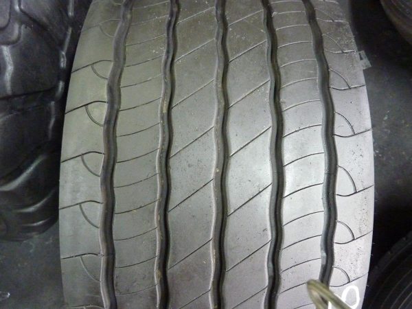 Opona używana ciężarowa 435/50R19.5 SAVA CARGO 5; 800zł C2212 - obrazek 2