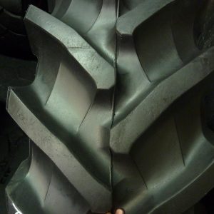 Opona używana rolnicza 520/70R30 TRELLEBORG TM700; 2700zł W3707