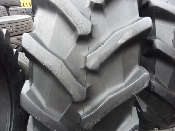 2x Opona używana rolnicza 580/70R42 TRELLEBORG TM700; 2400zł W3710 - obrazek 3
