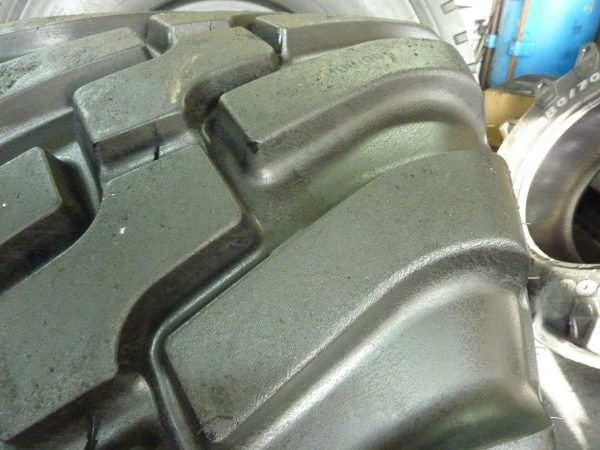 Opona używana rolnicza 500/60R22.5 BKT FL360 ULTRA 1300zł W3716 - obrazek 4