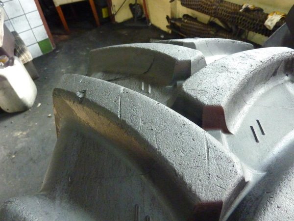 Opona używana przemysłowa 405/70R24 16/70-24 MITAS MPT01; 1000zł W3721 - obrazek 6