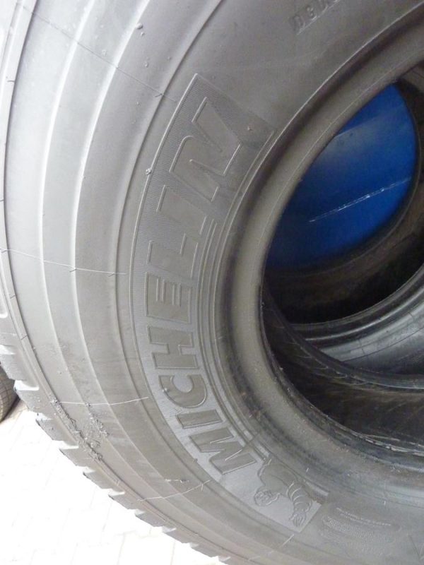 Opona używana przemysłowa 385/95R25 MICHELIN X-CRANE AT 2800zł W3732 - obrazek 17