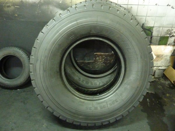 2x Opona używana przemysłowa 385/95R25 MICHELIN X-CRANE+ 2400zł W3736 - obrazek 2