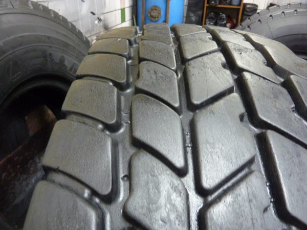 2x Opona używana przemysłowa 385/95R25 MICHELIN X-CRANE+ 2400zł W3736 - obrazek 9