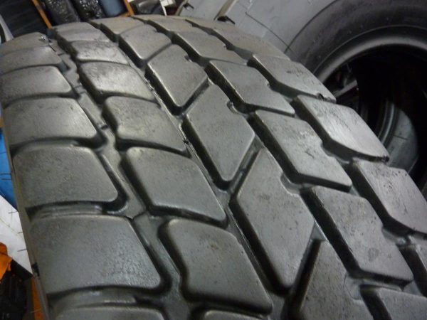 2x Opona używana przemysłowa 385/95R25 MICHELIN X-CRANE+ 2400zł W3736 - obrazek 12