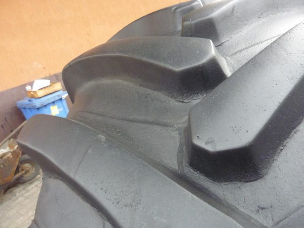 2x Opona używana rolnicza 750/65R26 28LR26 ALLIANCE A-360; 2900zł W3740 - obrazek 6