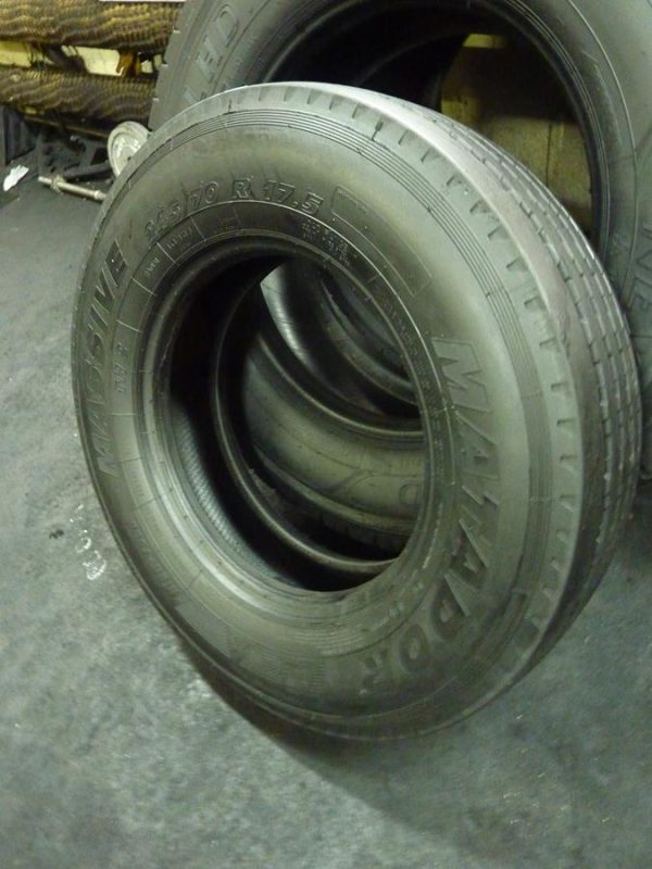 Opona używana ciężarowa 245/70R17.5 MATADOR MASSIVE TH2; 500zł C2217 - obrazek 11