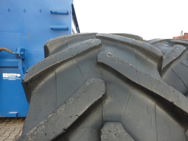2x Opona używana rolnicza 480/70R38 PIRELLI TM700; 1400zł W3762 - obrazek 5