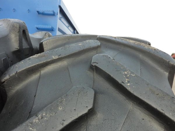 2x Opona używana rolnicza 480/70R38 PIRELLI TM700; 1400zł W3762 - obrazek 12
