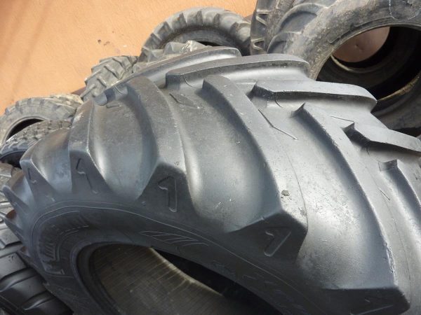 2x Opona używana rolnicza 600/60R30 MICHELIN XEOBIB 2300zł W3768 - obrazek 8