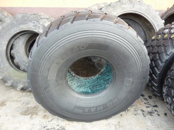 Opona używana rolnicza 24R20.5 LEAO STRONG-MAX AD702; 2000zł W3773 - obrazek 2
