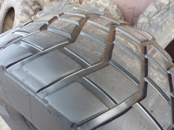 Opona używana rolnicza 24R20.5 LEAO STRONG-MAX AD702; 2000zł W3773 - obrazek 12
