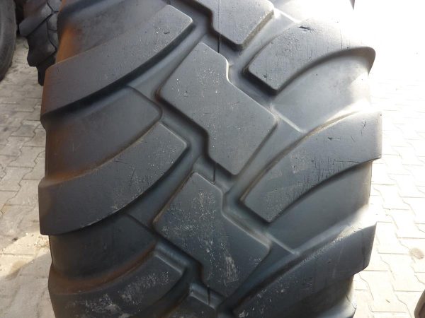 2xOpona używana rolnicza 600/55R26.5 BKT FL630 SUPER FLOTATION 2200zł W3780 - obrazek 4