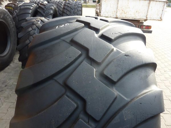 2xOpona używana rolnicza 600/55R26.5 BKT FL630 SUPER FLOTATION 2200zł W3780 - obrazek 5