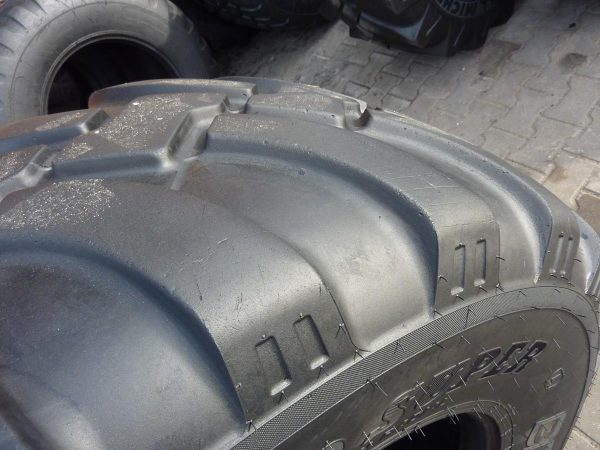 2xOpona używana rolnicza 600/55R26.5 BKT FL630 SUPER FLOTATION 2200zł W3780 - obrazek 13