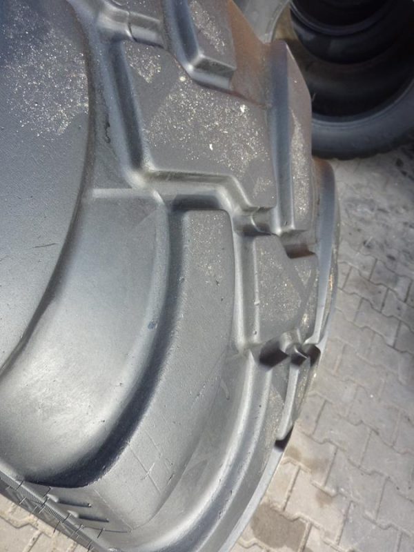 2xOpona używana rolnicza 600/55R26.5 BKT FL630 SUPER FLOTATION 2200zł W3780 - obrazek 14