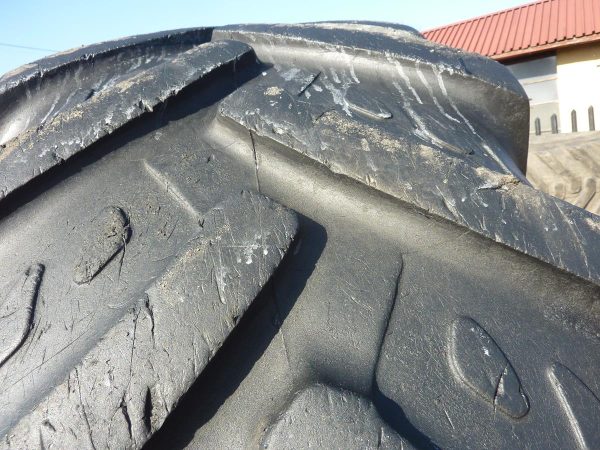 2x Opona używana rolnicza 520/70R38 KLEBER FITKER 1400zł W3795 - obrazek 9