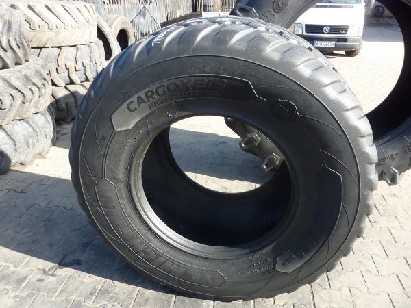 Opona używana rolnicza 600/55R26.5 MICHELIN CARGOXBIB 2000zł W3797 - obrazek 2