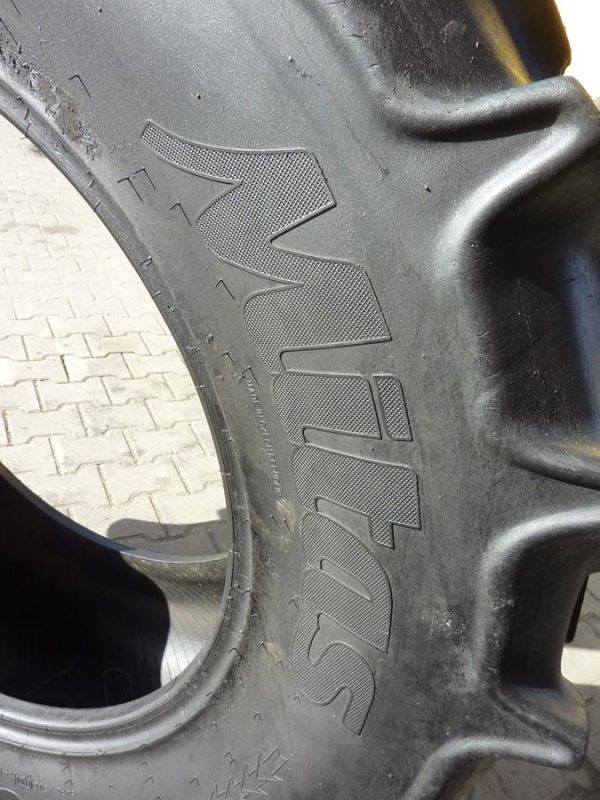 Opona używana rolnicza 380/85R28 14.9/85R28 MITAS AC85; 1000zł W3798 - obrazek 11