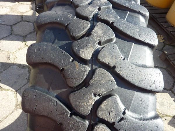 Opona używana rolnicza/przemysł 460/70R24 17.5R24 TRELLEBORG TH500 AGRO 1300zł W3801 - obrazek 9