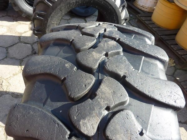 Opona używana rolnicza/przemysł 460/70R24 17.5R24 TRELLEBORG TH500 AGRO 1300zł W3801 - obrazek 4