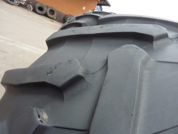 2x Opona używana rolnicza 710/60R34 TRELLEBORG TM900; 2400zł W3815 - obrazek 5